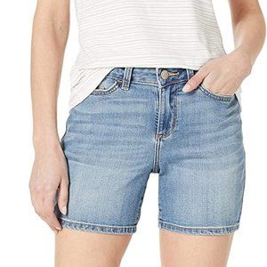 Lee jean shorts size 8M